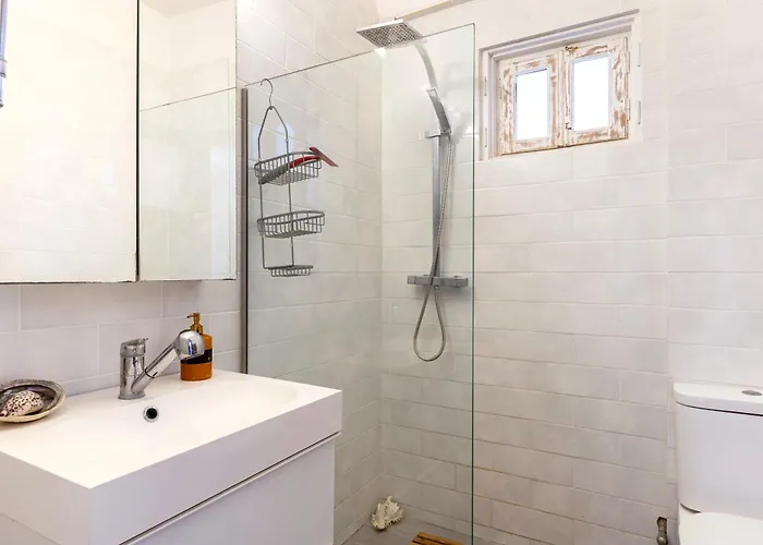 Paradiso Vintage Villa: Traditional 1944 Gem Tatil Evi