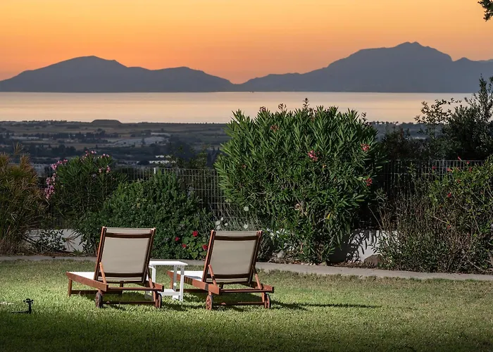 Paradiso Vintage Villa: Traditional 1944 Gem Tatil Evi *